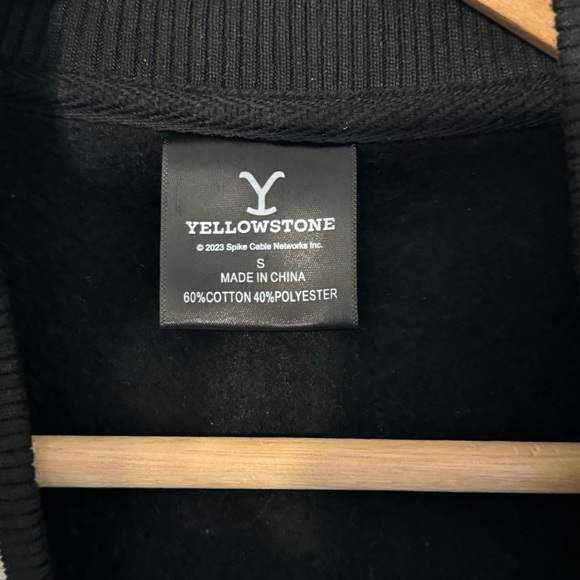 🔥🔥Yellowstone Dutton Ranch Montana Varsity Bomber Jacket - Picture 6 of 7